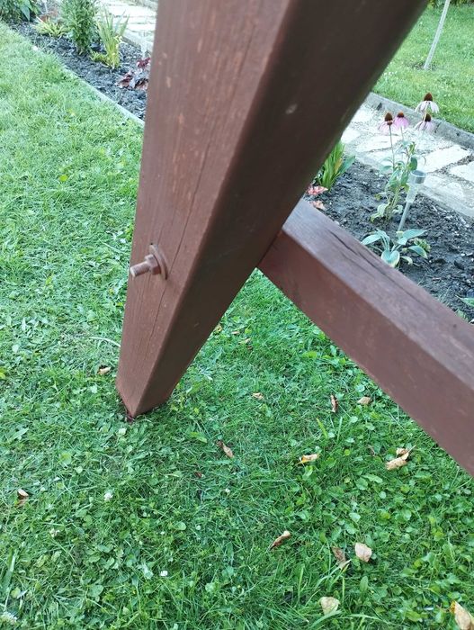 Rama drewniana do huśtawki ogrodowej