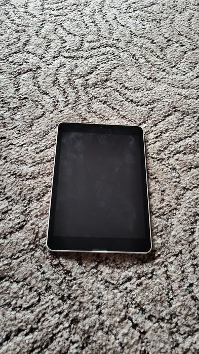 Планшет Modecom з чохлом