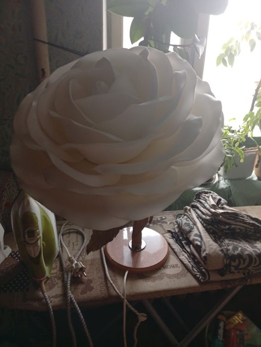 Светильник настольный, ночник Роза.