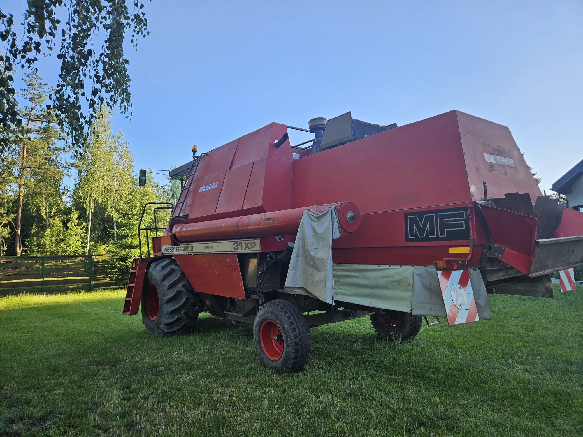 Kombajn zbożowy Massey Ferguson 31 xp, stół do rzepaku
