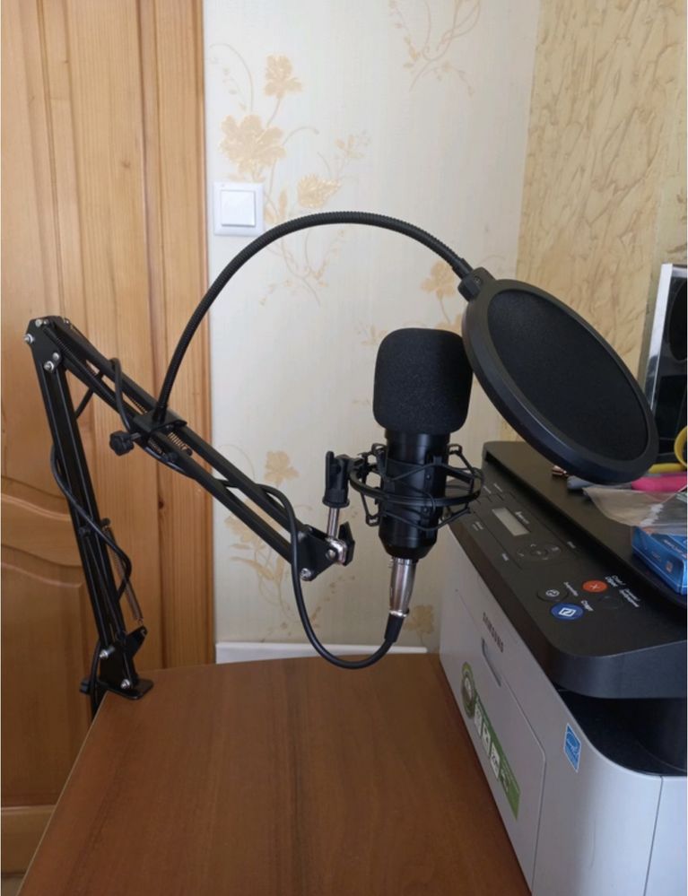 Професійний мікрофон із фільтром music m-800 спрямований студійний