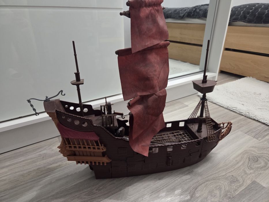 Disney piracki statek