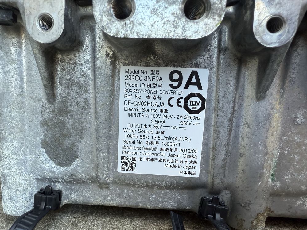 Nissan leaf  нісан ліф Інвертор 3.6 kva 100v/240v