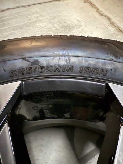 Sprzedam koło 18" Toyota Rav4 2020r. ALENZA H/L33 225/60 R18 100H