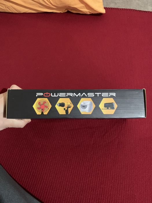 Инвертор Powermaster 12V–220V 1000W