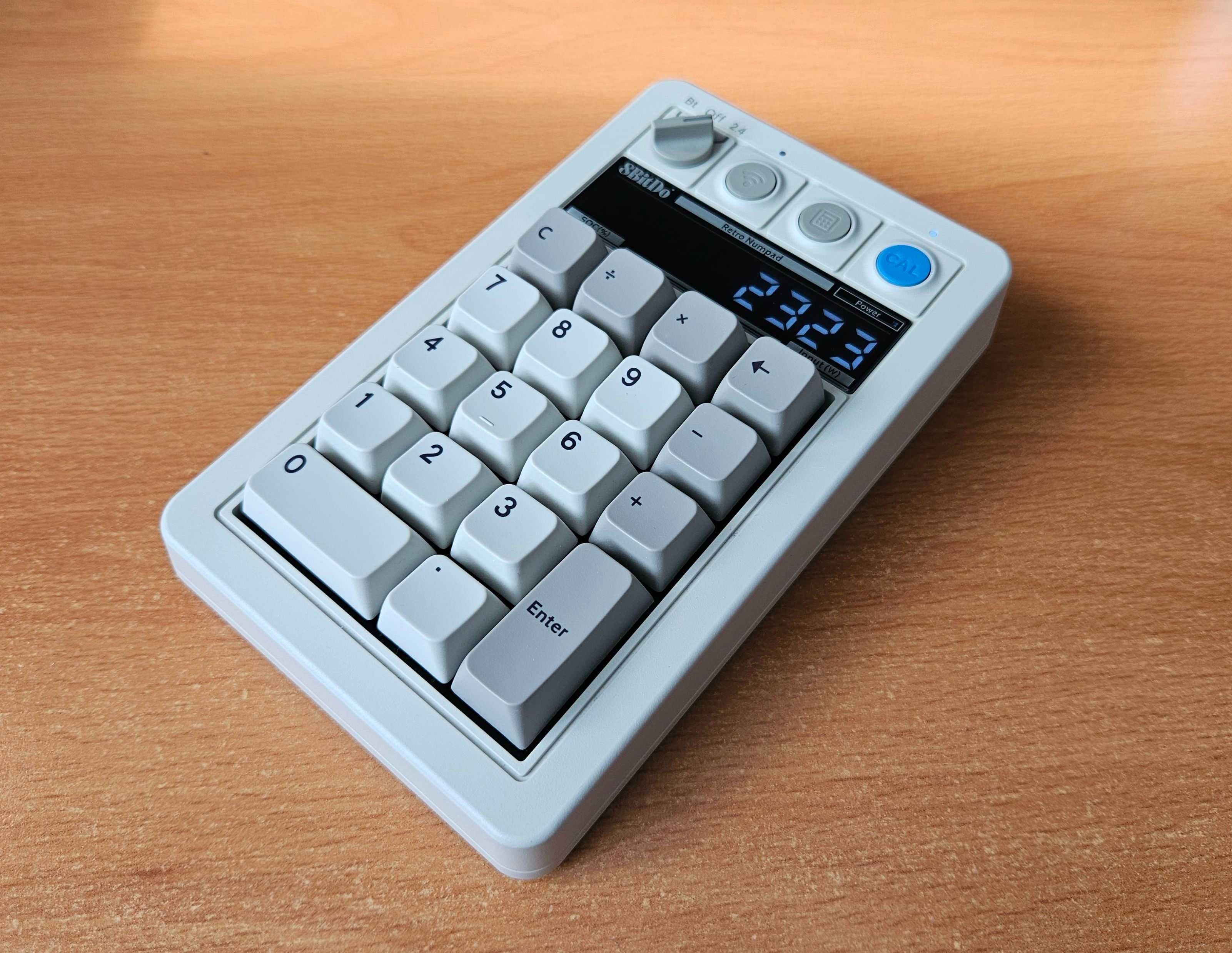 8BitDo Retro 18 Mechanical Numpad - M Edition 2.4G/USB/Bluetooth