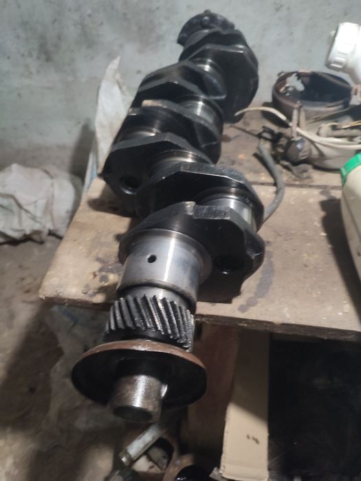 Коленвал ЮМЗ 6, ЮМЗ.