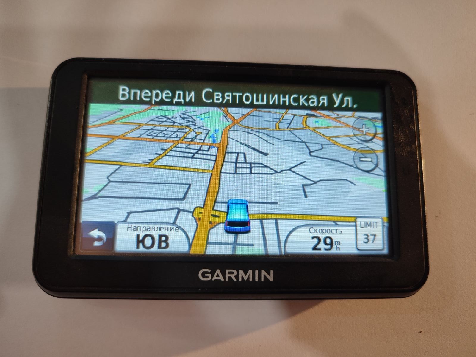 Навигатор Garmin nuvi 40