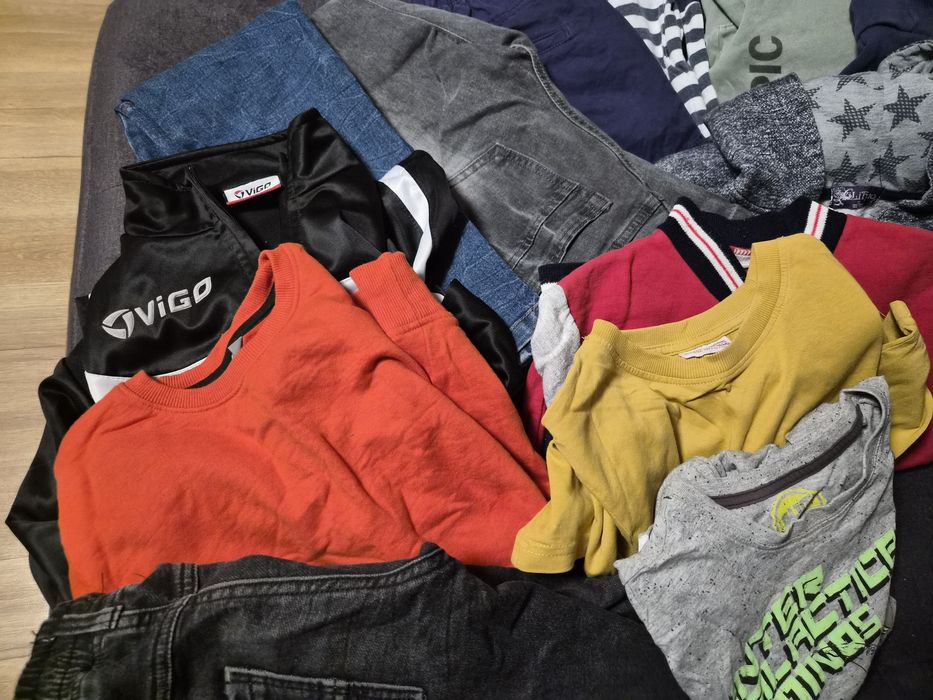 Zestaw ubrań dla chłopca 146