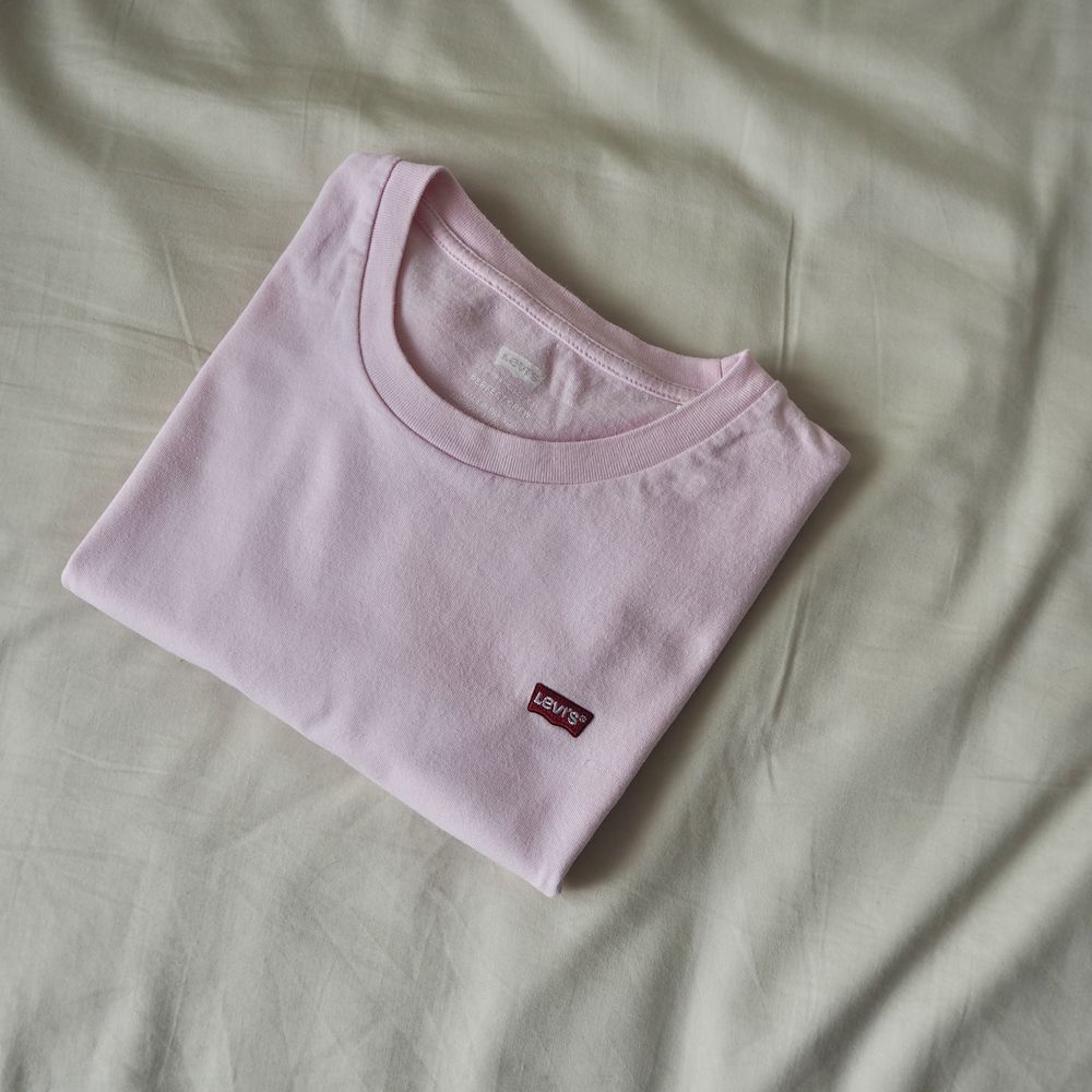 Różowa koszulka t-shirt Levi’s rozmiar XS