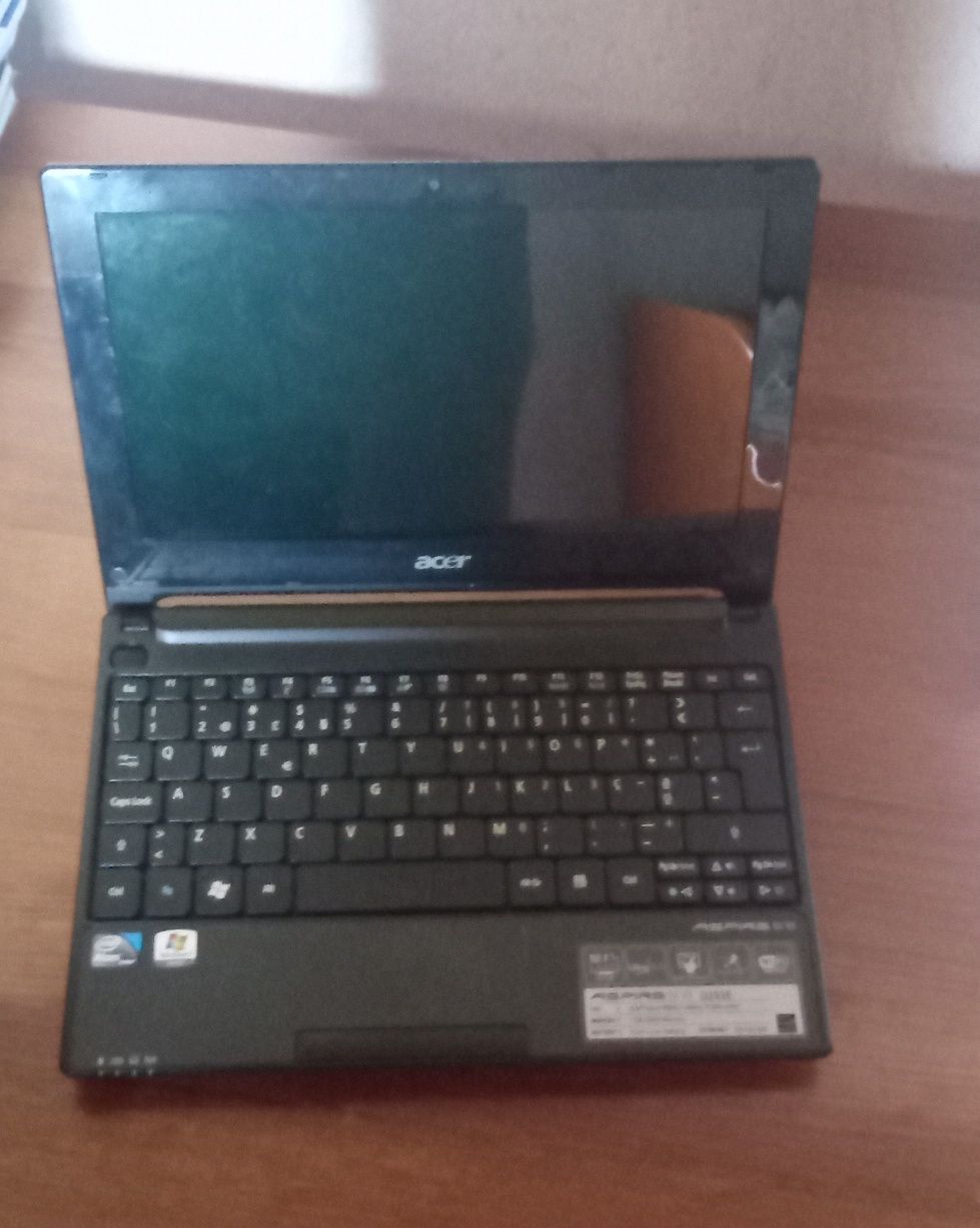 Computador Acer aspire one