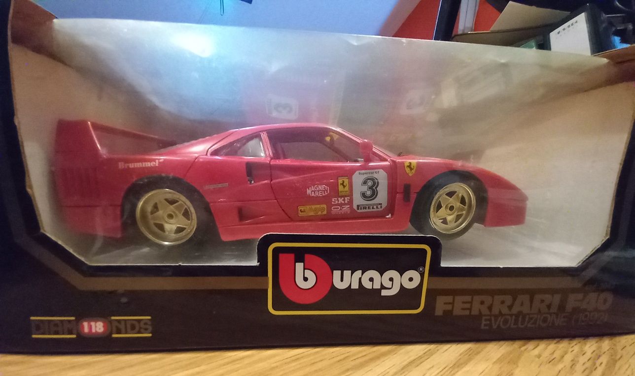 Ferrari F40 Evoluzione 1992 - Burago