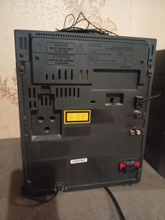 Продам музыкальный центр Aiwa  AUX
