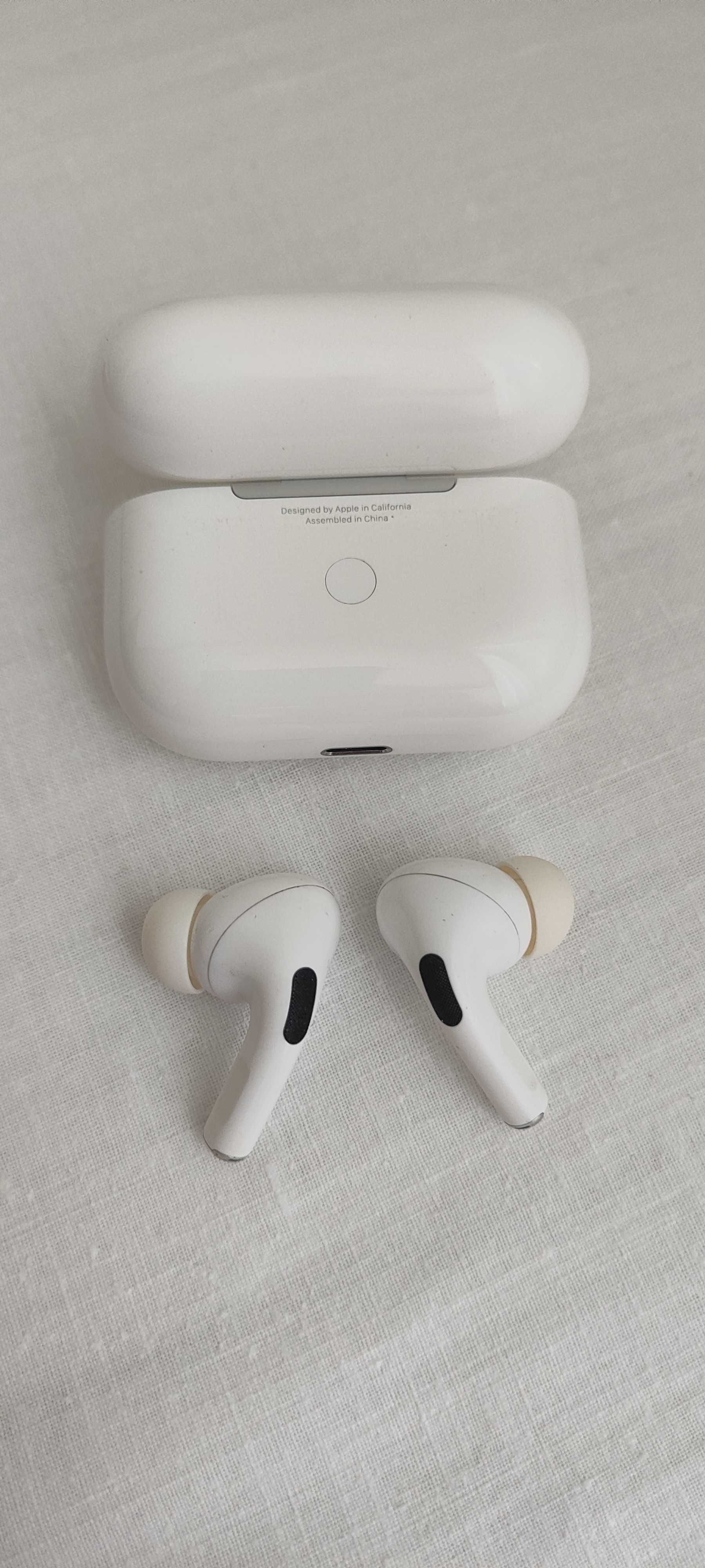 Навушники TWS Apple AirPods Pro (MWP22)