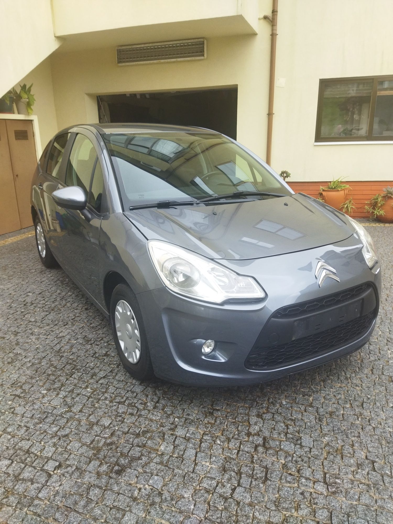 Citroen1.4HDI 1.4 cinzento