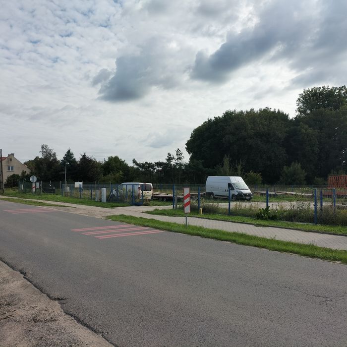 Plac teren ogrodzony 16 arów wynajmę najem wydzierżawię
