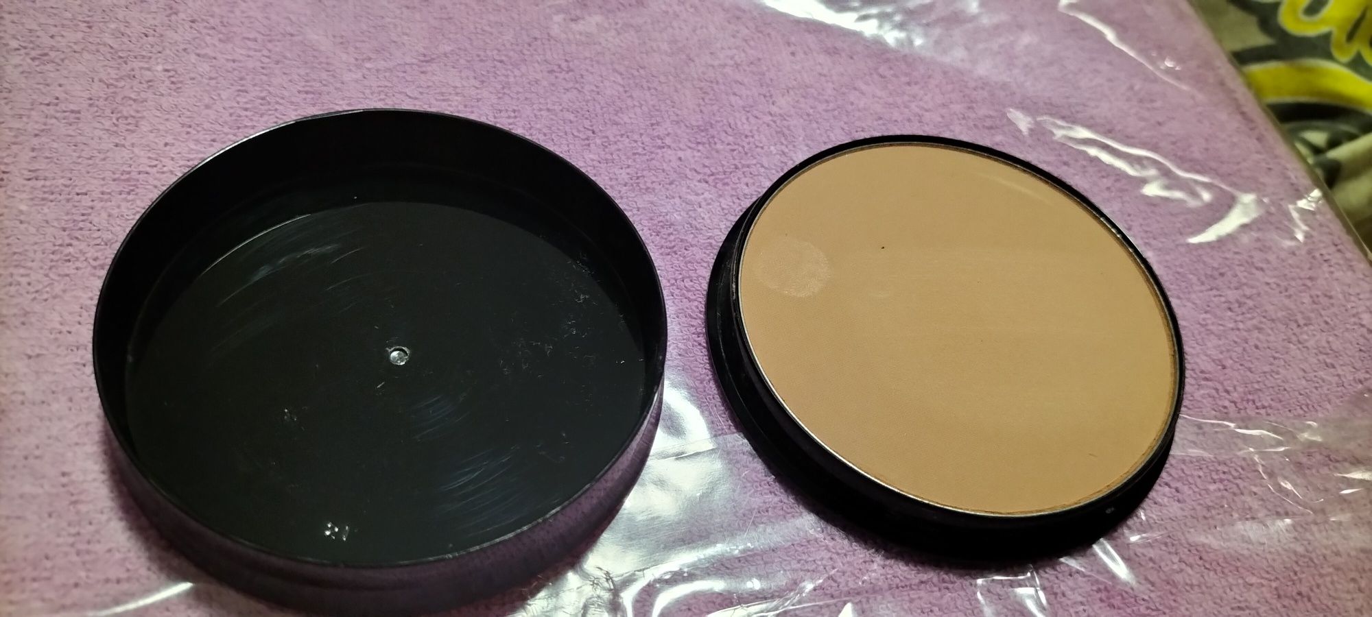 Puder prasowany,translucent,Max Factor