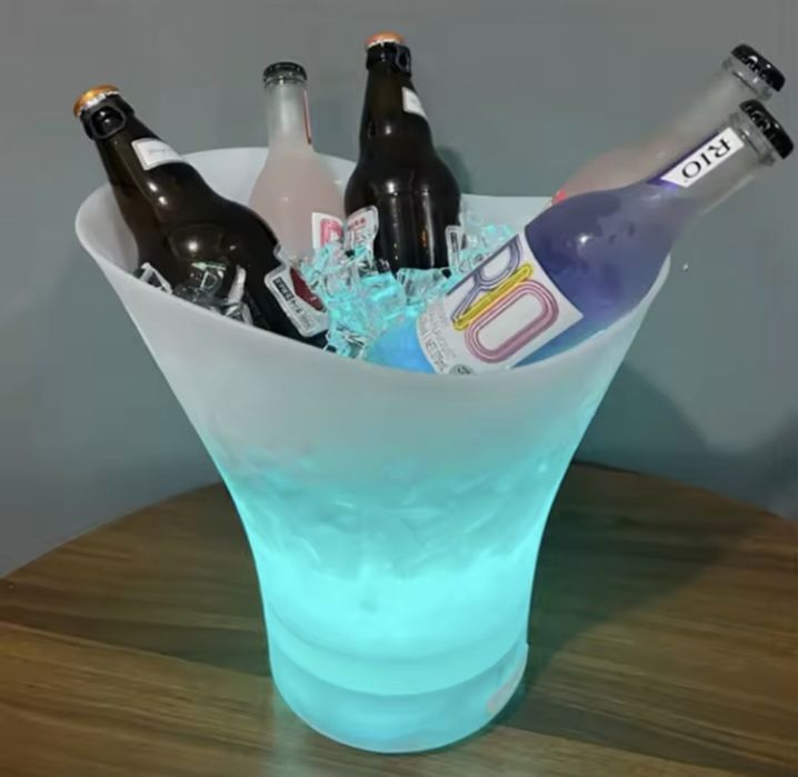 Wiaderko chłodzące z efektem wow! Głośnik Bluetooth i podświetlenie