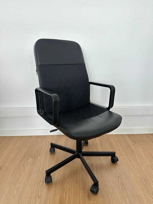 Cadeira escritorio IKEA RENBERGET