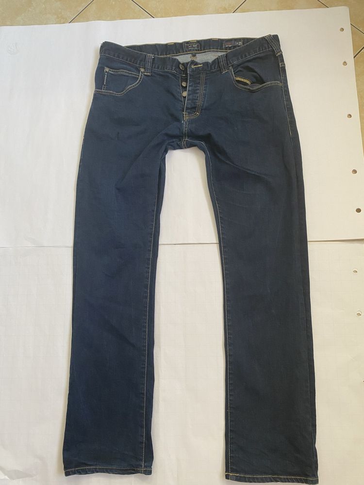 Armani Jeans J08 regular 36/34 pas 102 cm