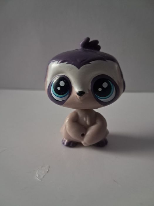 Littlest pet shop lps