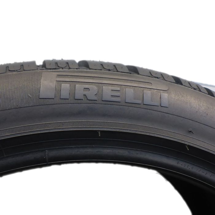 235/40/18 Pirelli 235/40R18 91V Sottozero W240 Zima 2013 Nieużywane
