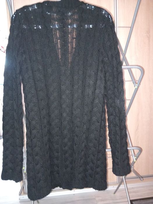 Czarny sweterek damski rozmiar M