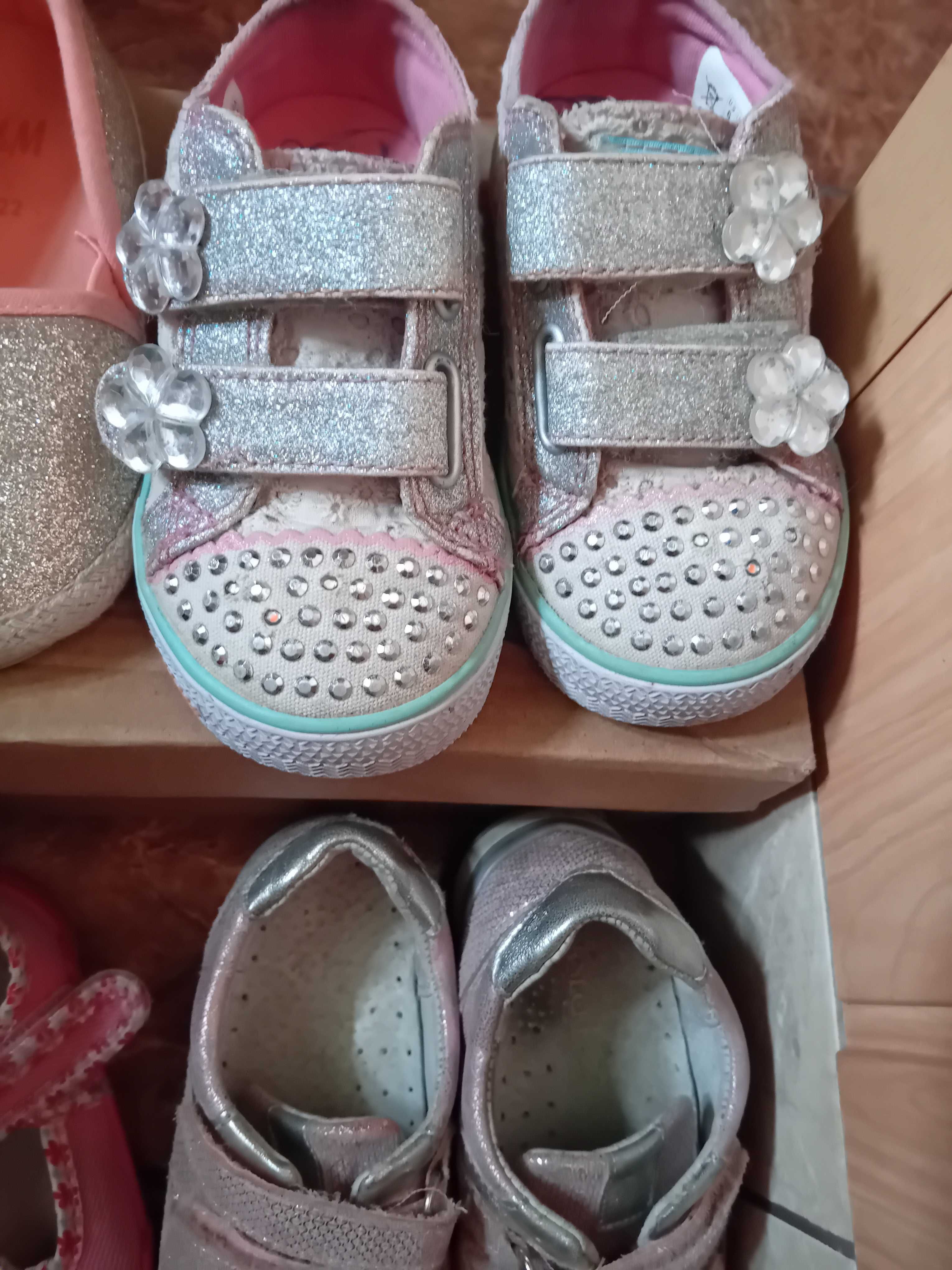 Buty 22,renbut,hm,kornecki dziewczynka
