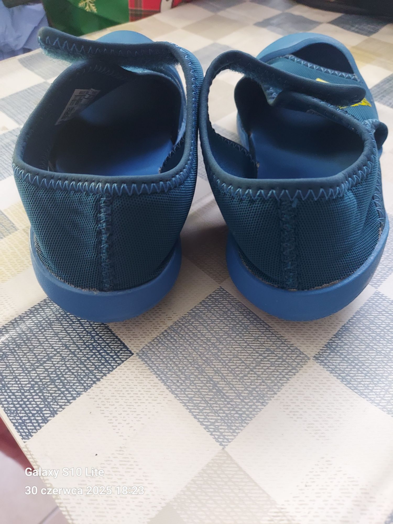 Sandały Adidas 28