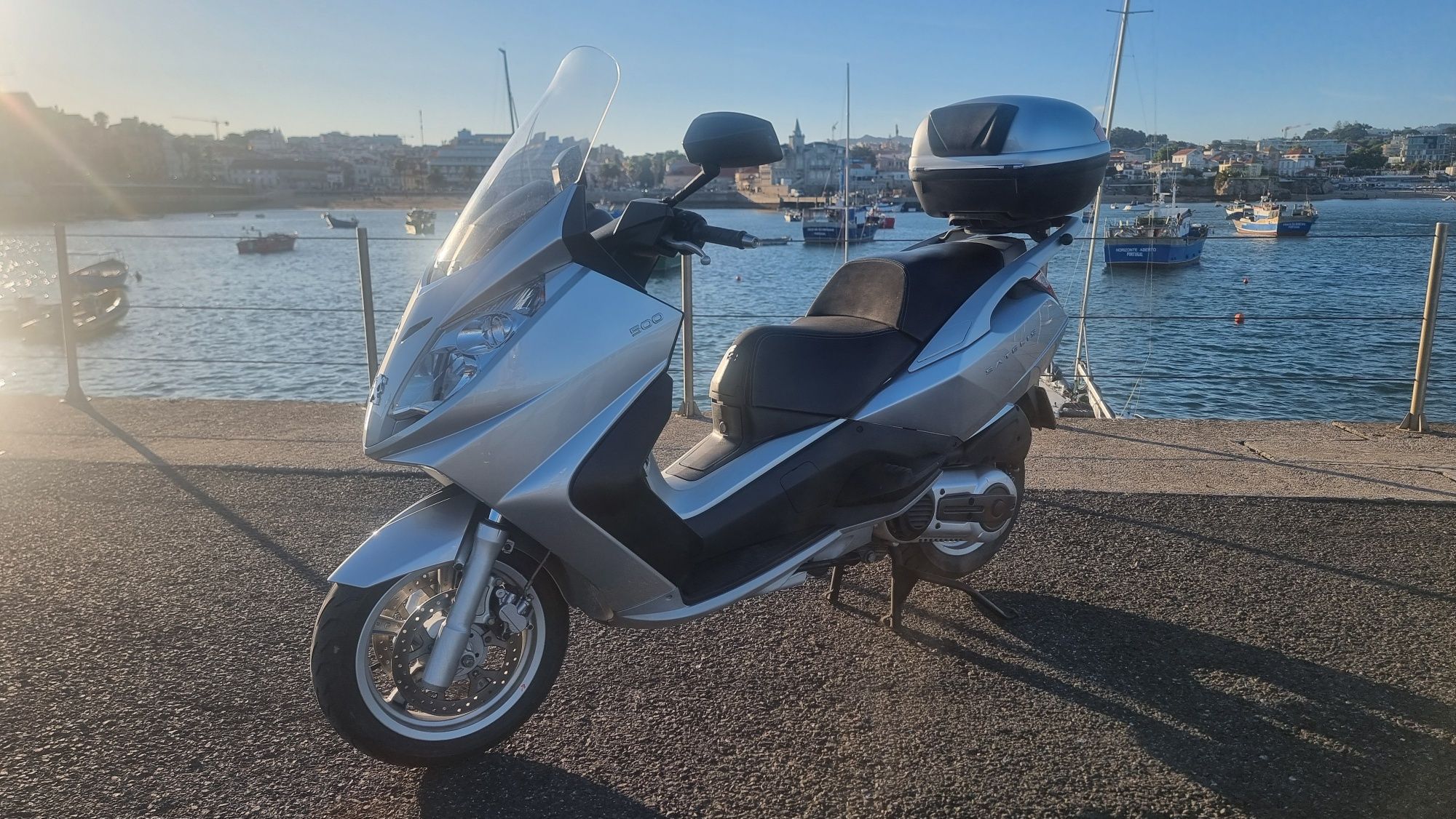 Peugeot satélis 500