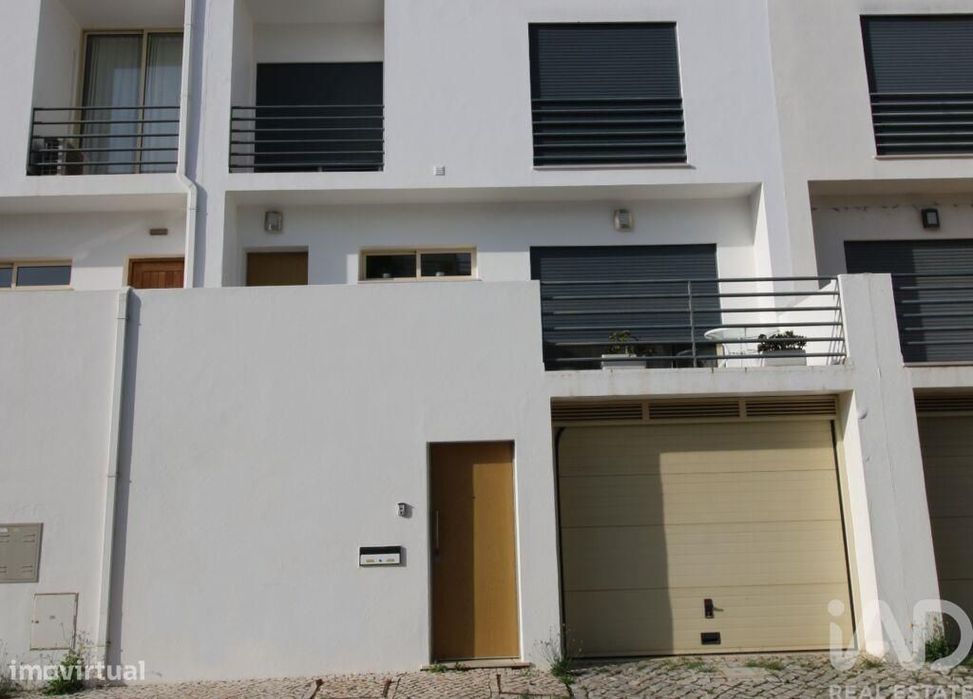 Terreno para construção T3 em Moncarapacho e Fuseta de 256,00 m2