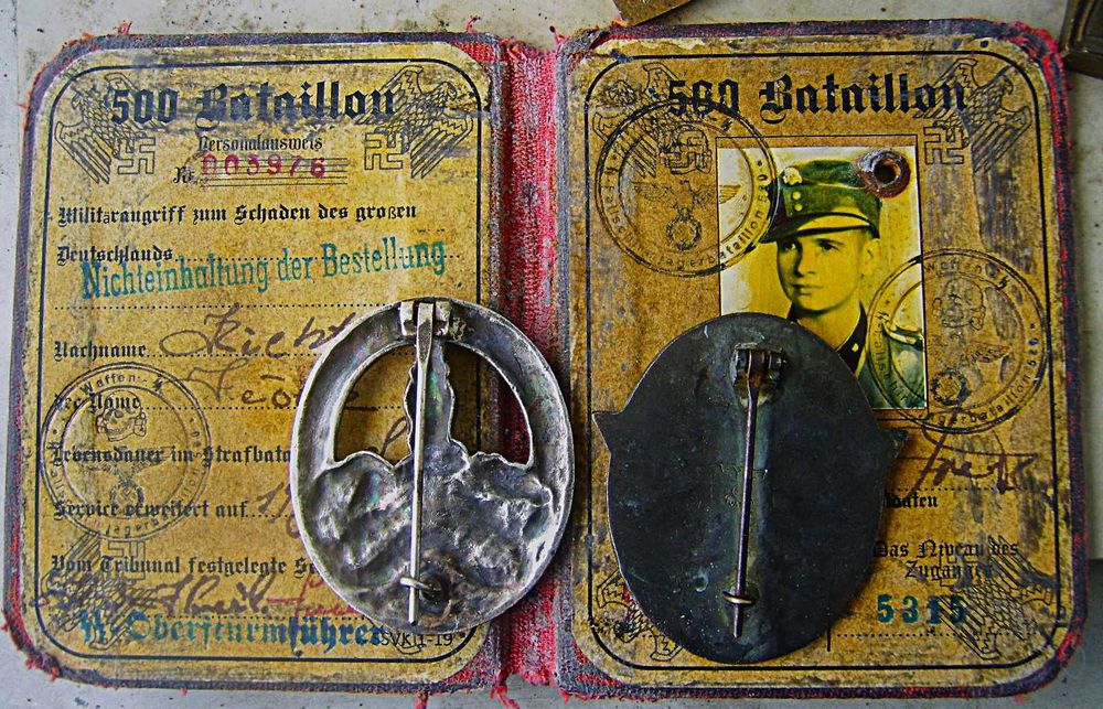 Legitymacja Podoficera 500 Batalion SS 1943r + Odznaki SS nr 112