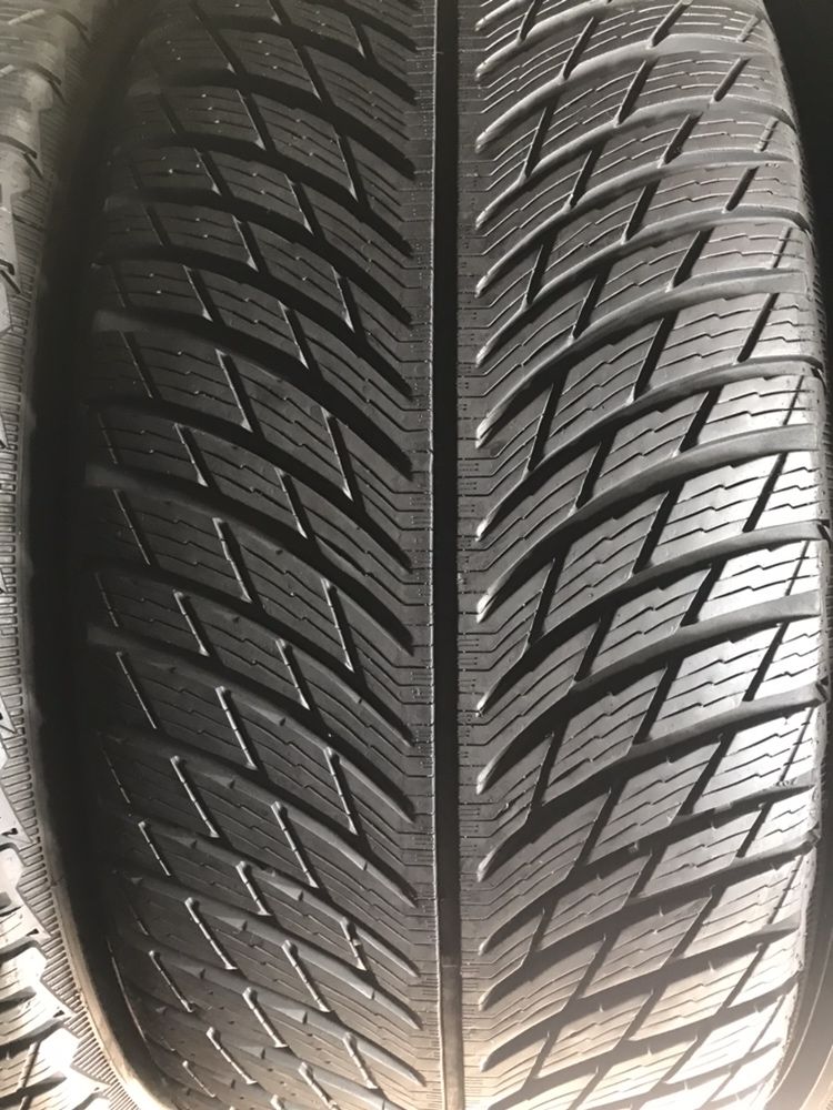 245/45/19 R19 Michelin Pilot Alpin 5 4шт новые зима