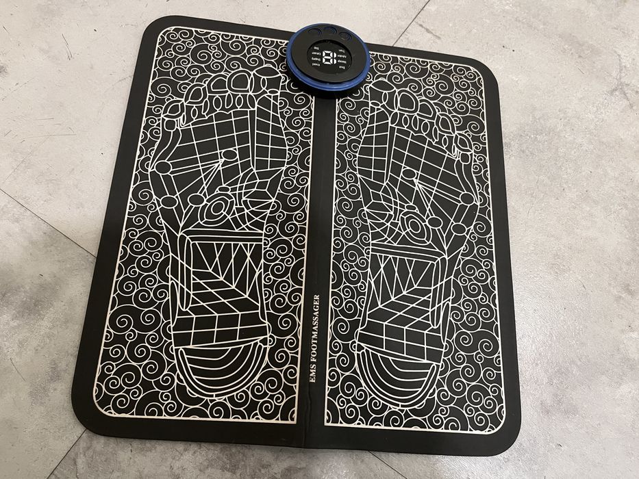 Mata masująca do stóp MT6527 Czarna