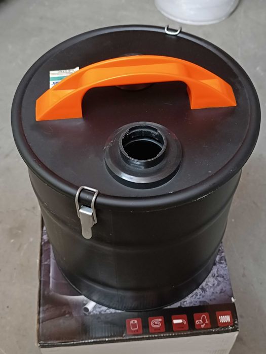 Aspirador de Cinzas e depósito Top-Tools 1000W