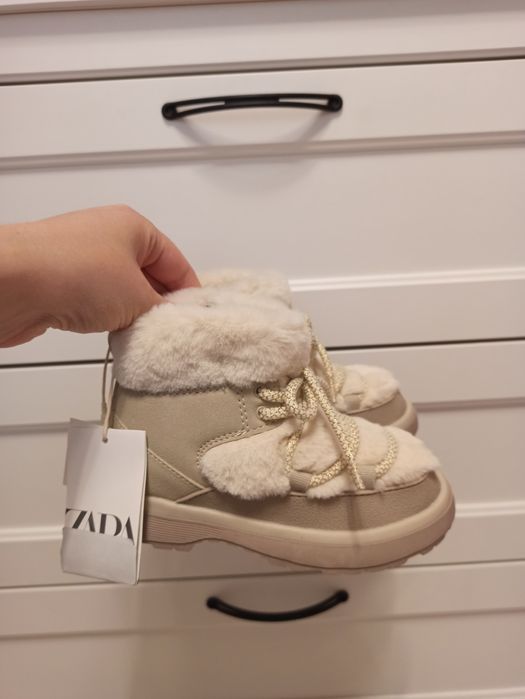 Kozaki śniegowce zimowe ocieplane dla dziewczynki Zara r.27