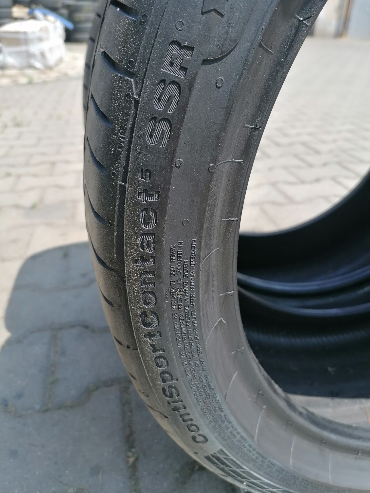 Opony letnie 2szt Continental 245/35R18  RFT