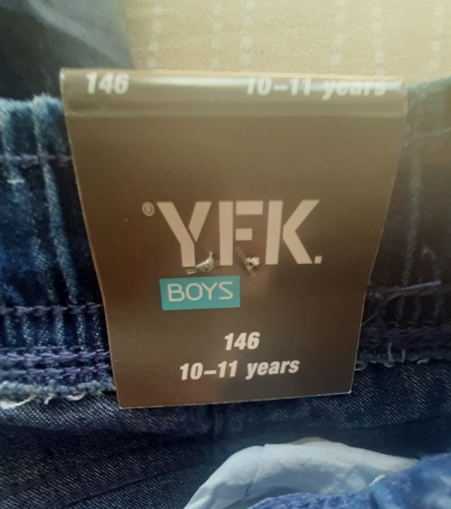 Nowe spodnie chłopięce jeansowe r. 146 KiK