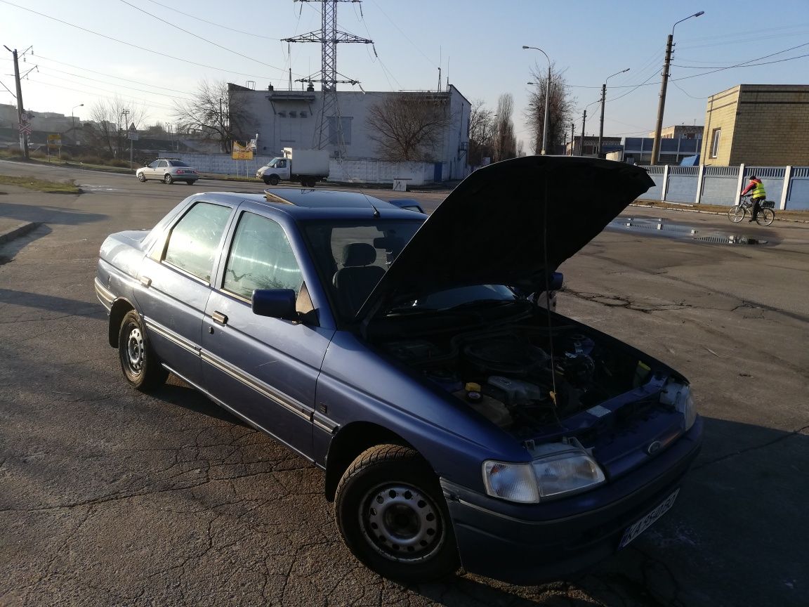 Форд ескорт Ford escort розборка