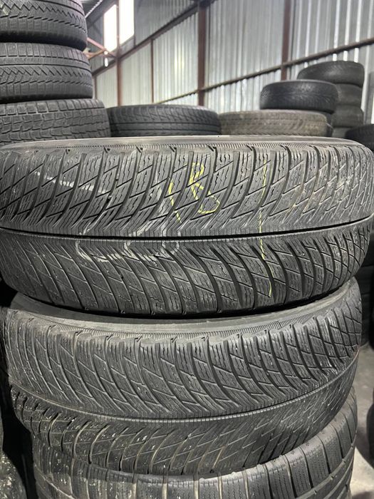 235/60/18 Michelin пара зимних шин