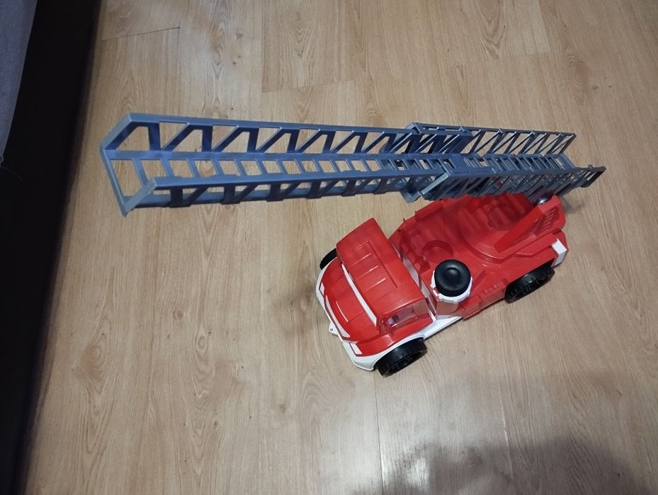 Іграшка пожежна машина велика Вадер з водою