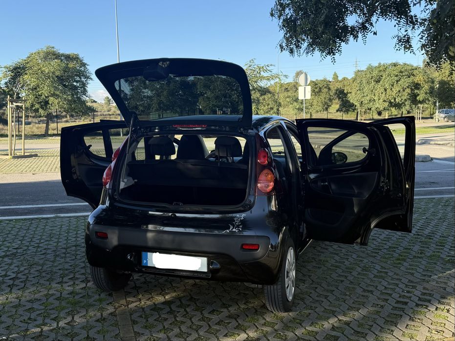 Peugeot 107 Envy 2013 – Edição Especial