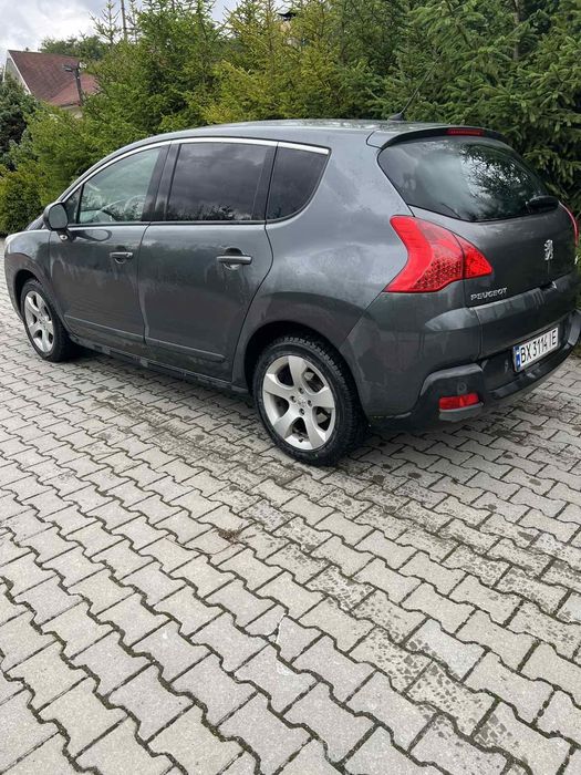 Продам Пежо 3008