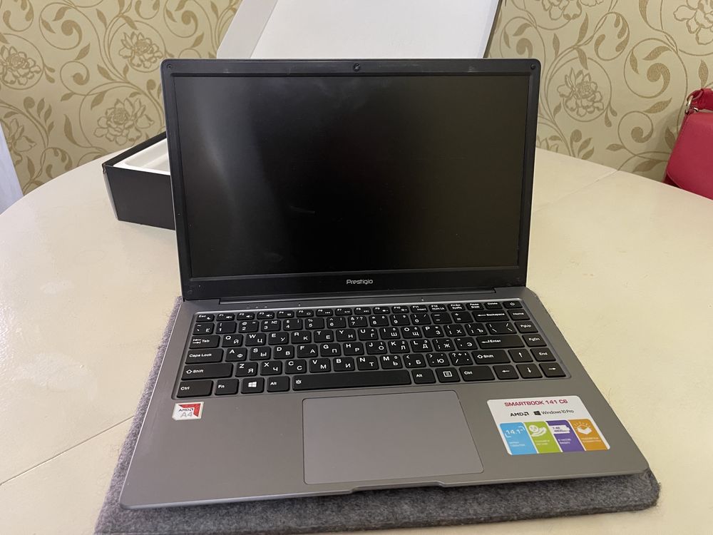 Продаж ноутбуку Prestigio SmartBook 141C6