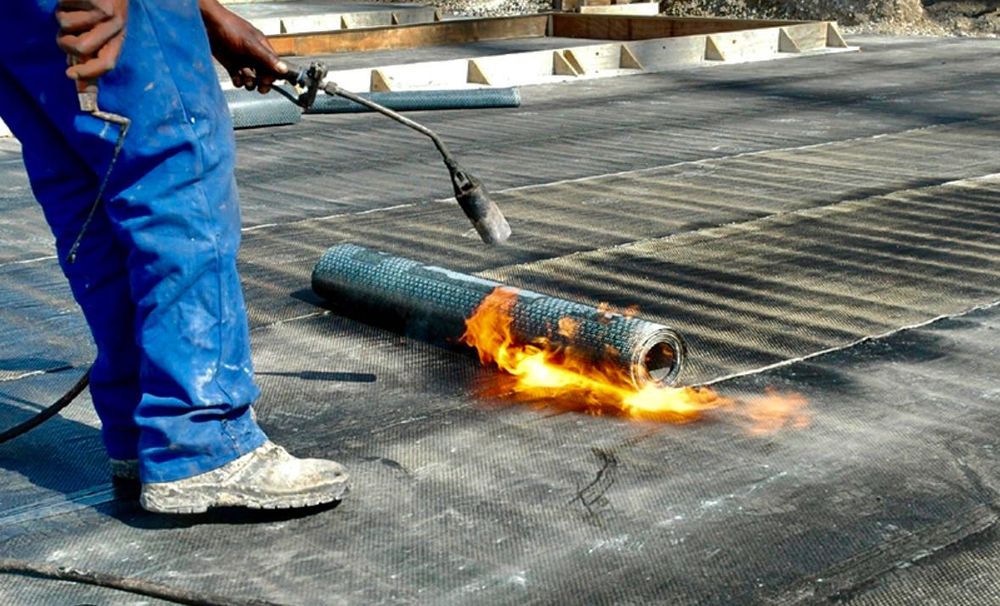 Покрівельні роботи Київ та область. Кровельщики. Ремонт мягкой крыши.