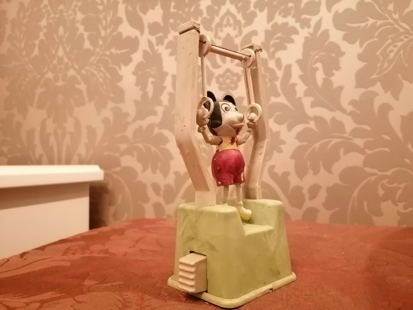Myszka na trapezie - akrobatka zabawka z PRL-u