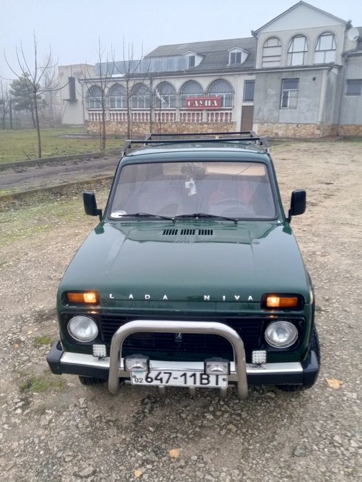 Продам ниву 21213