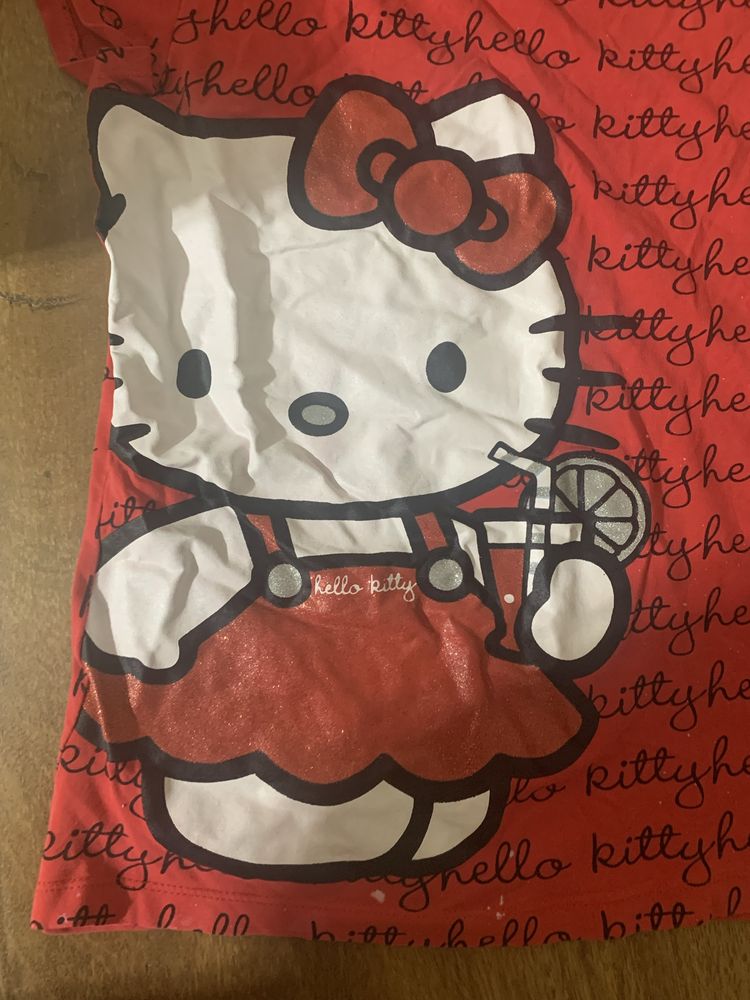 T-shirt “Hello Kitty” 12 anos (152 cm) vermelha