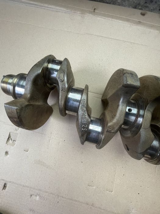 Колінчастий вал jaguar land rover h4p3ba 2.0 pt204 оригінал