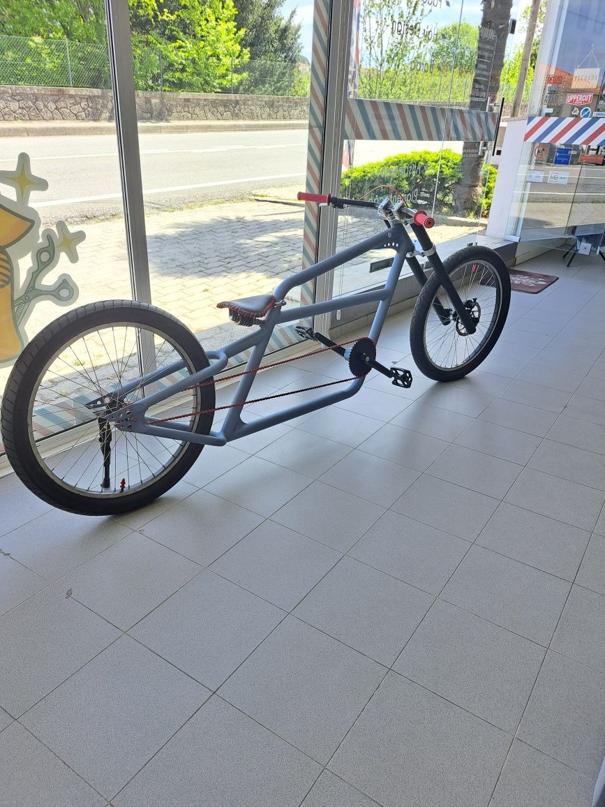 Bicicleta Custom Chopper Lowrider